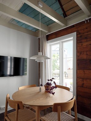 Dining - Unique apartment in Stavangers most sentral square (Stavanger)