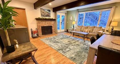 Denali Heath - A Cozy Riverside Retreat