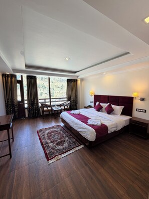 Superior Room - Hotel Green Tara (Manali)