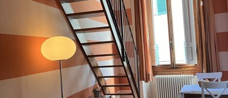 Comfort Studio, City View | Living area