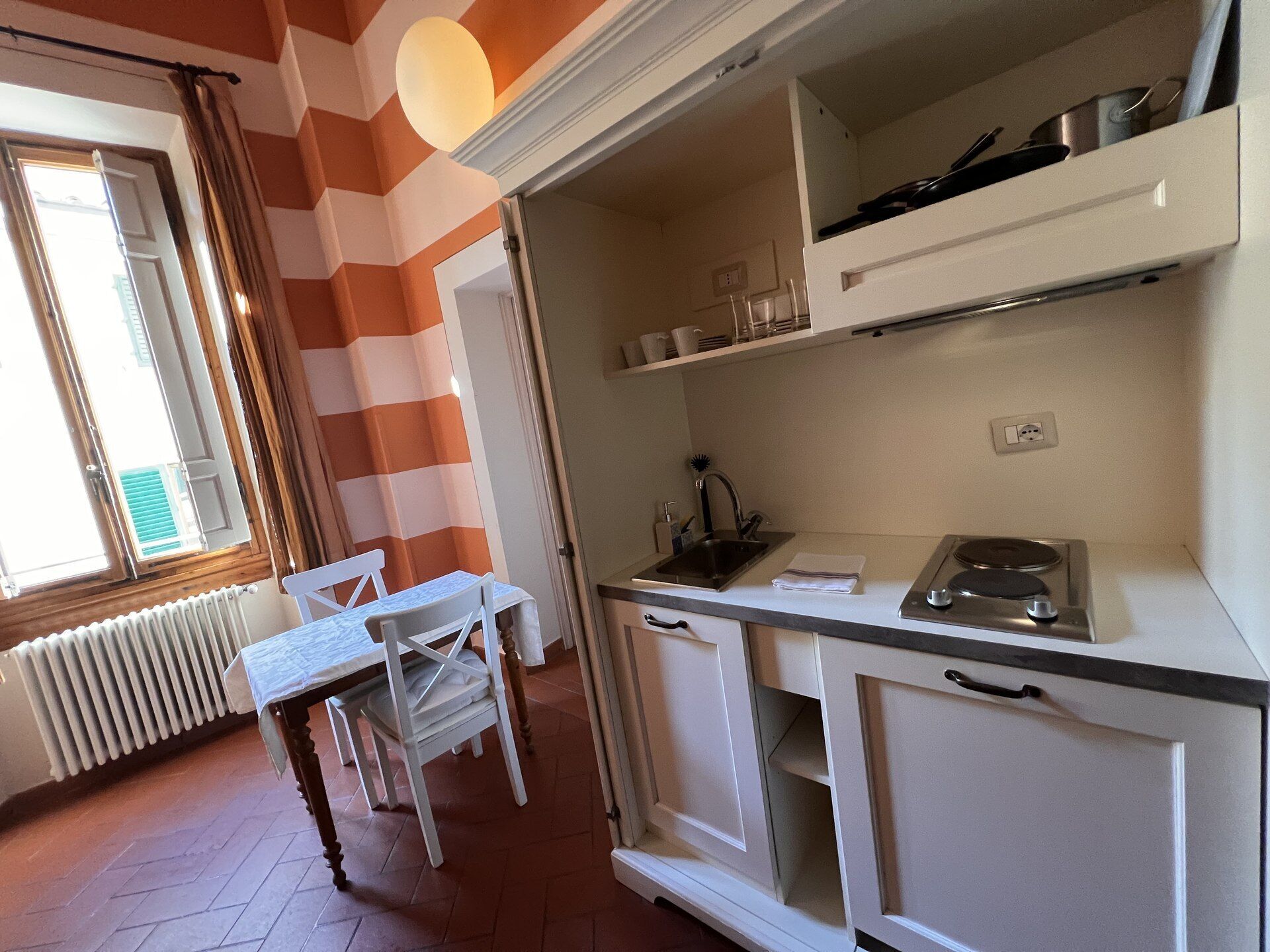 Estudio Confort, vistas a la ciudad | Cocina privada