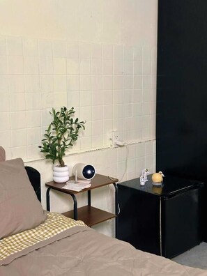 Classic Studio, Balcony, City View - TSala House (Ho Chi Minh City)