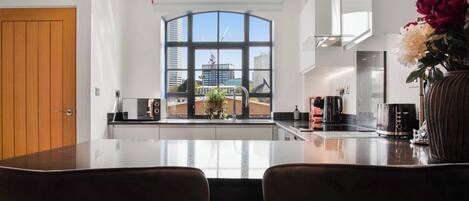 Microwave, oven, dishwasher