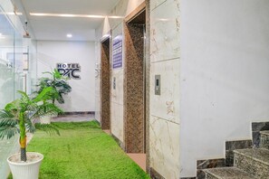 Interior - Townhouse Oak PTC Indore Junction (Indore)