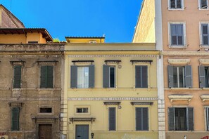 Exterior - Tarshito Gallery House Roma (Roma)