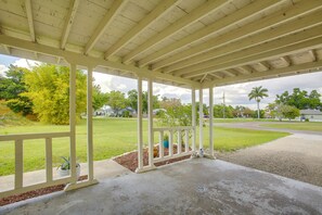 Property grounds - Summer Lakefront w/ Boat Slip: Walk to Downtown (Punta Gorda)