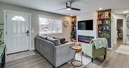 2 Mi to Reno Convention Center: Modern Home + Yard