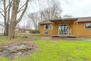 Terrace/patio - Rural Bloomington Area Home w/ Deck & Yard! (Bloomington)