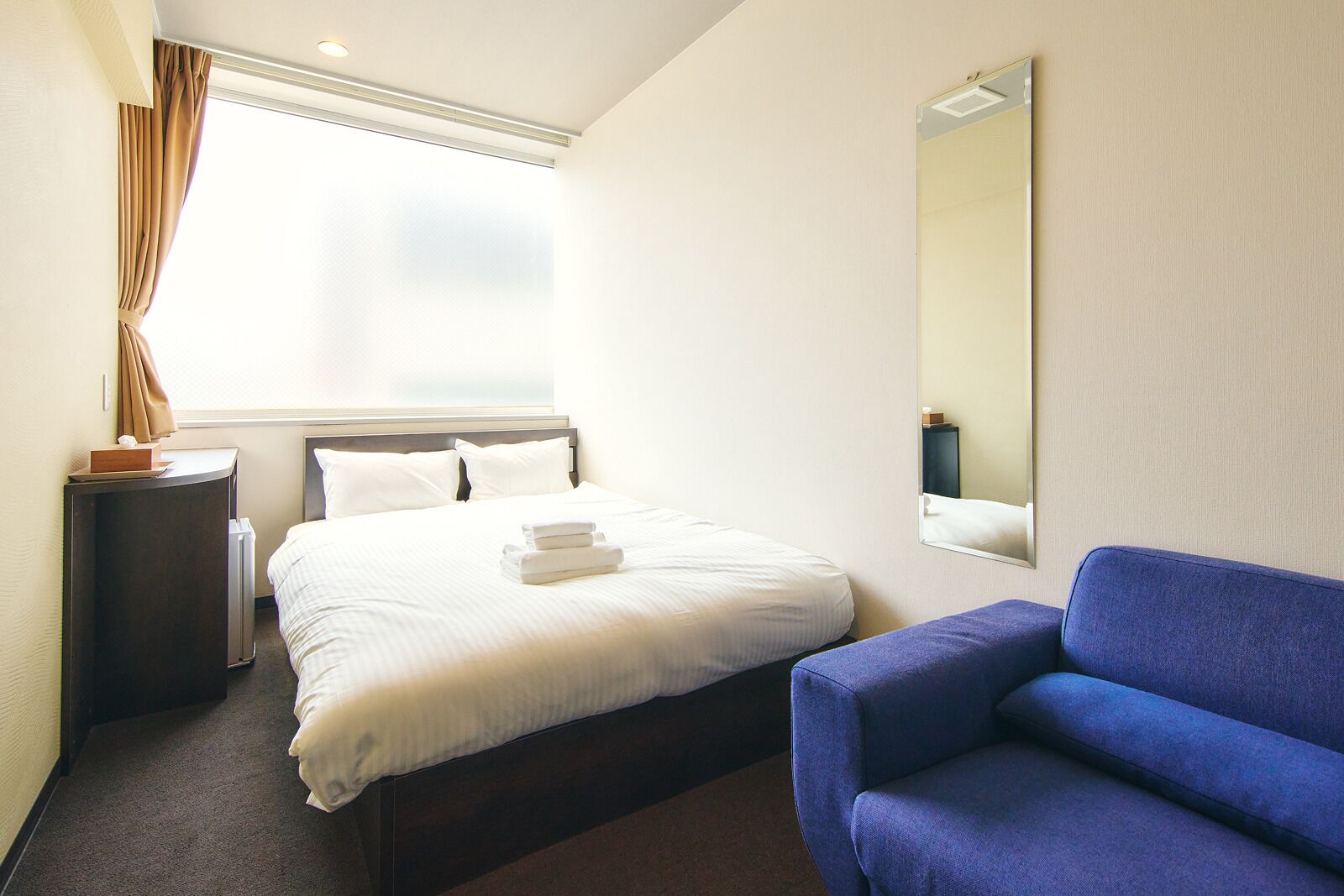 Habitación básica doble | Wifi gratis y ropa de cama 