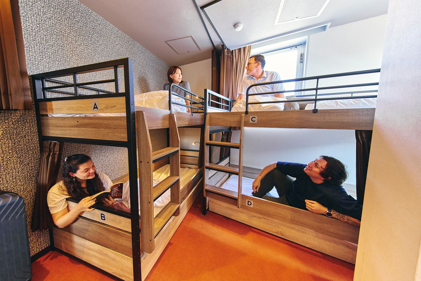 Shared Dormitory, Mixed Dorm, Non Smoking, Shared Bathroom | WiFi (free), bed sheets
