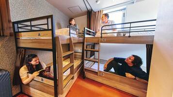 Dormitorio compartido, dormitorio mixto, no fumadores, baño compartido | Wifi gratis y ropa de cama