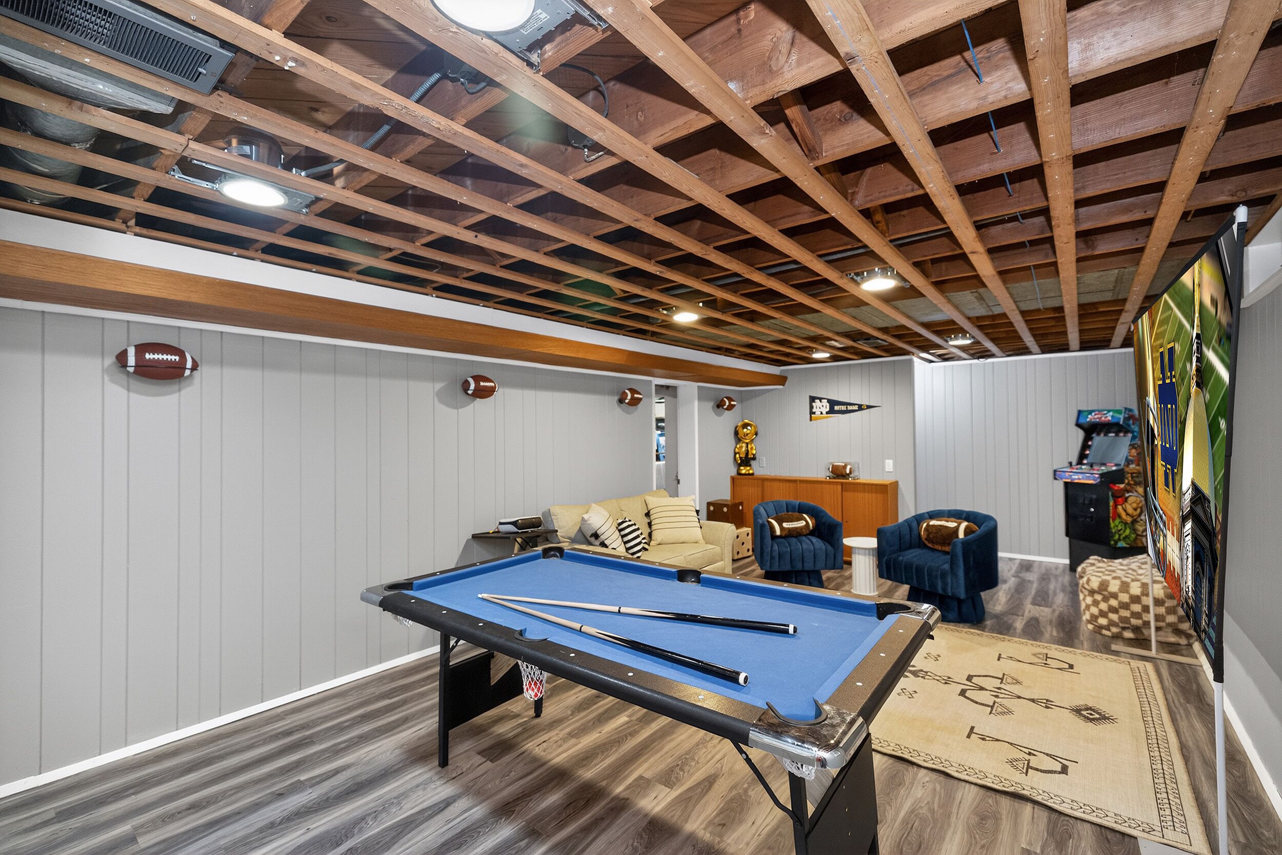 Spielezimmer