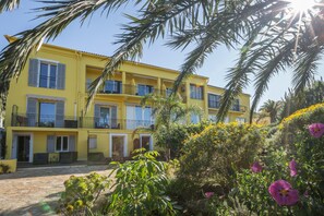 Exterior - Hotel La Fossette (Le Lavandou)