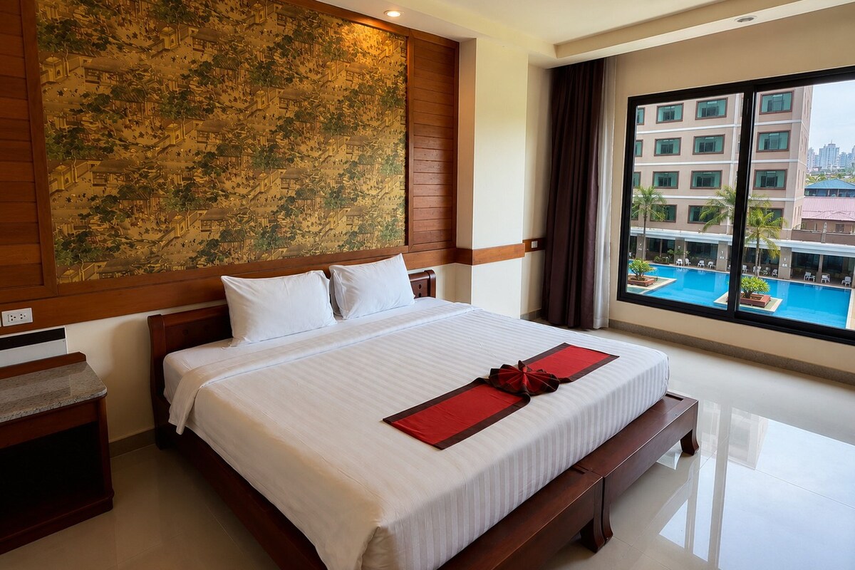 Deluxe Double Room, Sea View | Desk, free WiFi, bed sheets