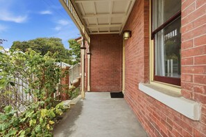 Exterior detail - Charming Sandy Bay Cottage (Sandy Bay)