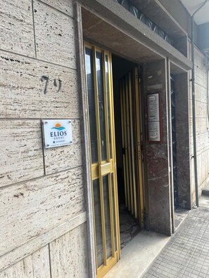 Facciata della struttura