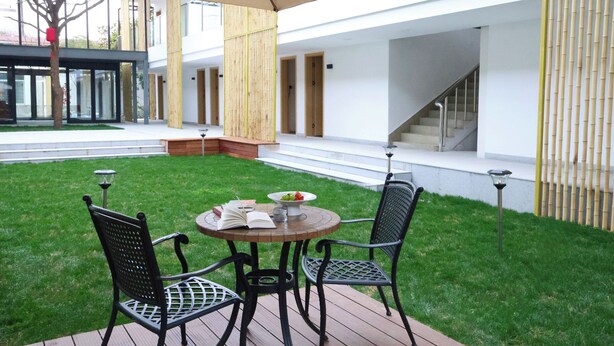 Twin Room, Garden View | Outdoor dining - Exploring Hotel (Suzhou)
