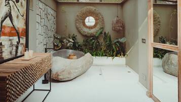Exclusive Tent | Interior