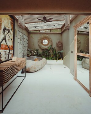 Tenda Eksklusif | Interior