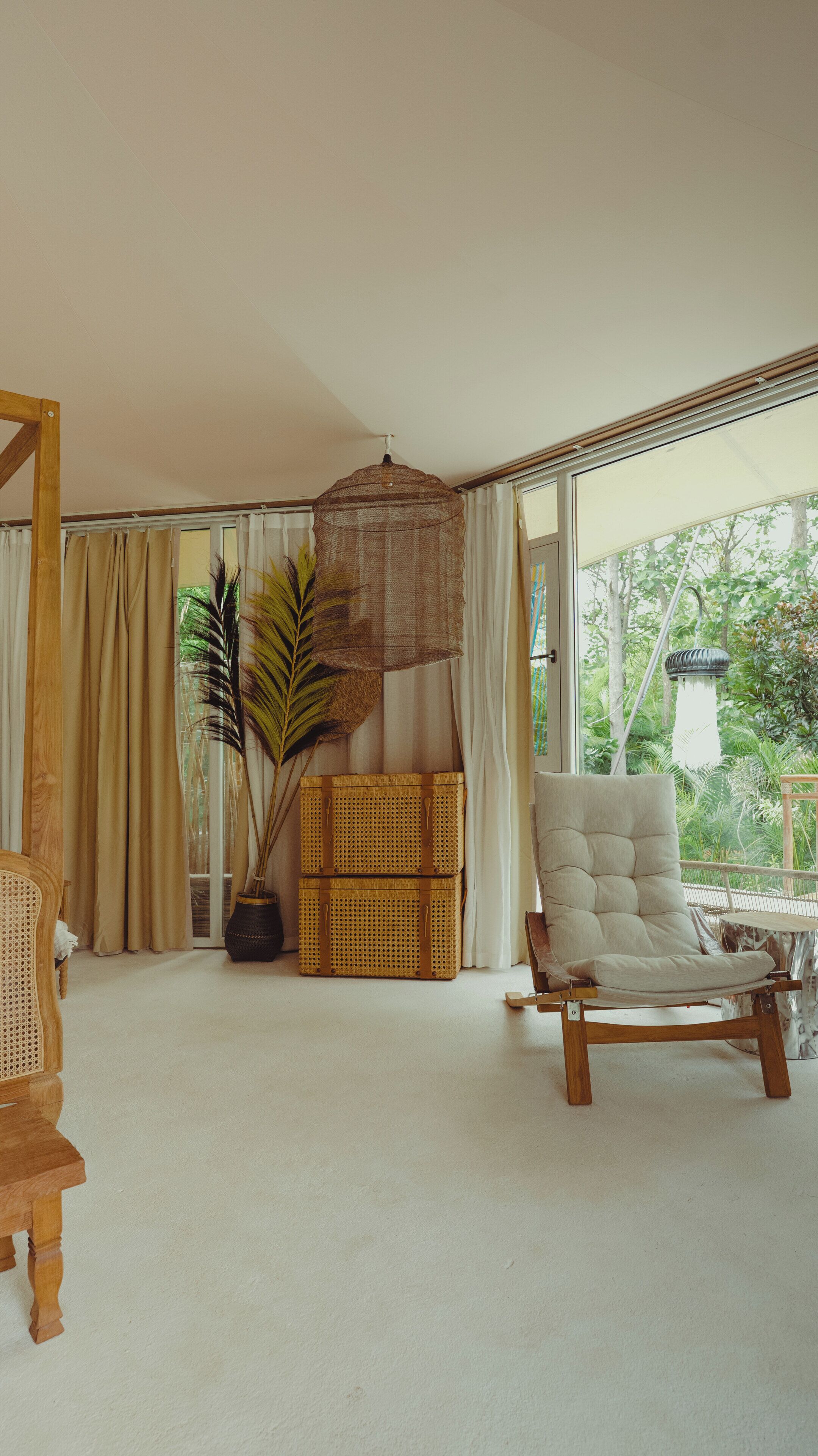 Deluxe Tent, Garden View | Interior