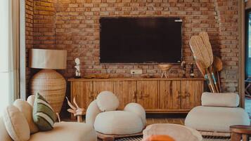 华丽平房, 花园景观 | 起居区