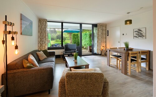 Cozy apartment Torenhoeve 19 in a quietly located hotel complex