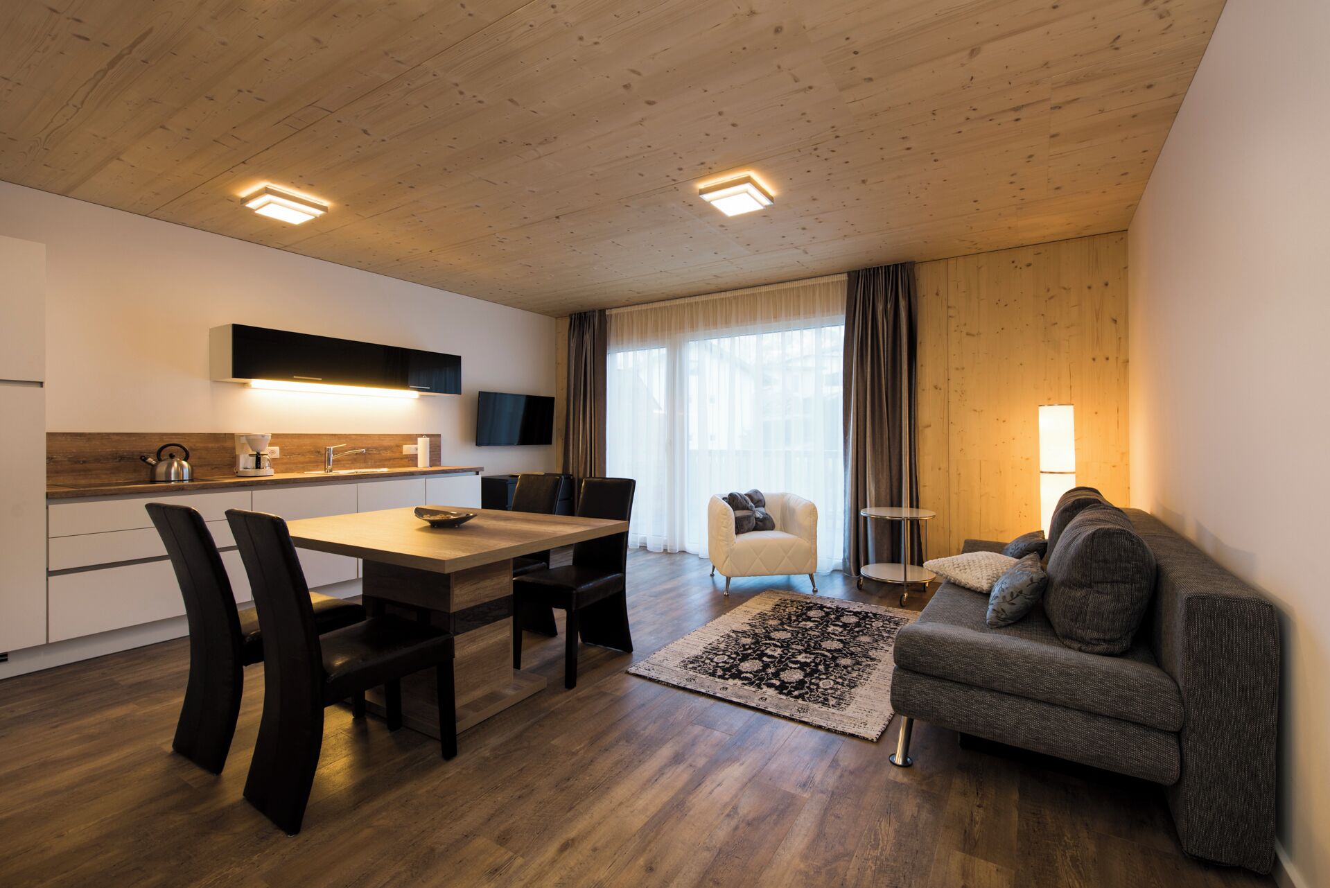 Comfort Apartment, 1 Bedroom, Kitchen | Living area | 35-inch flat-screen TV with satellite channels