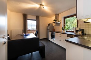 Superior-Apartment, 2 Schlafzimmer, Küche | Eigene Küche