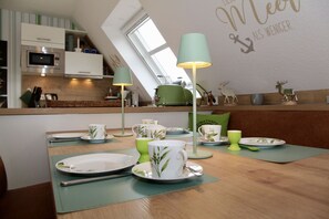 Dining - Platzhirsch - New Platzhirsch vacation apartment in Greetsiel for relaxed (Krummhörn)