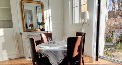Le CLos Saint-Crépin, your charming house with garden in the town center