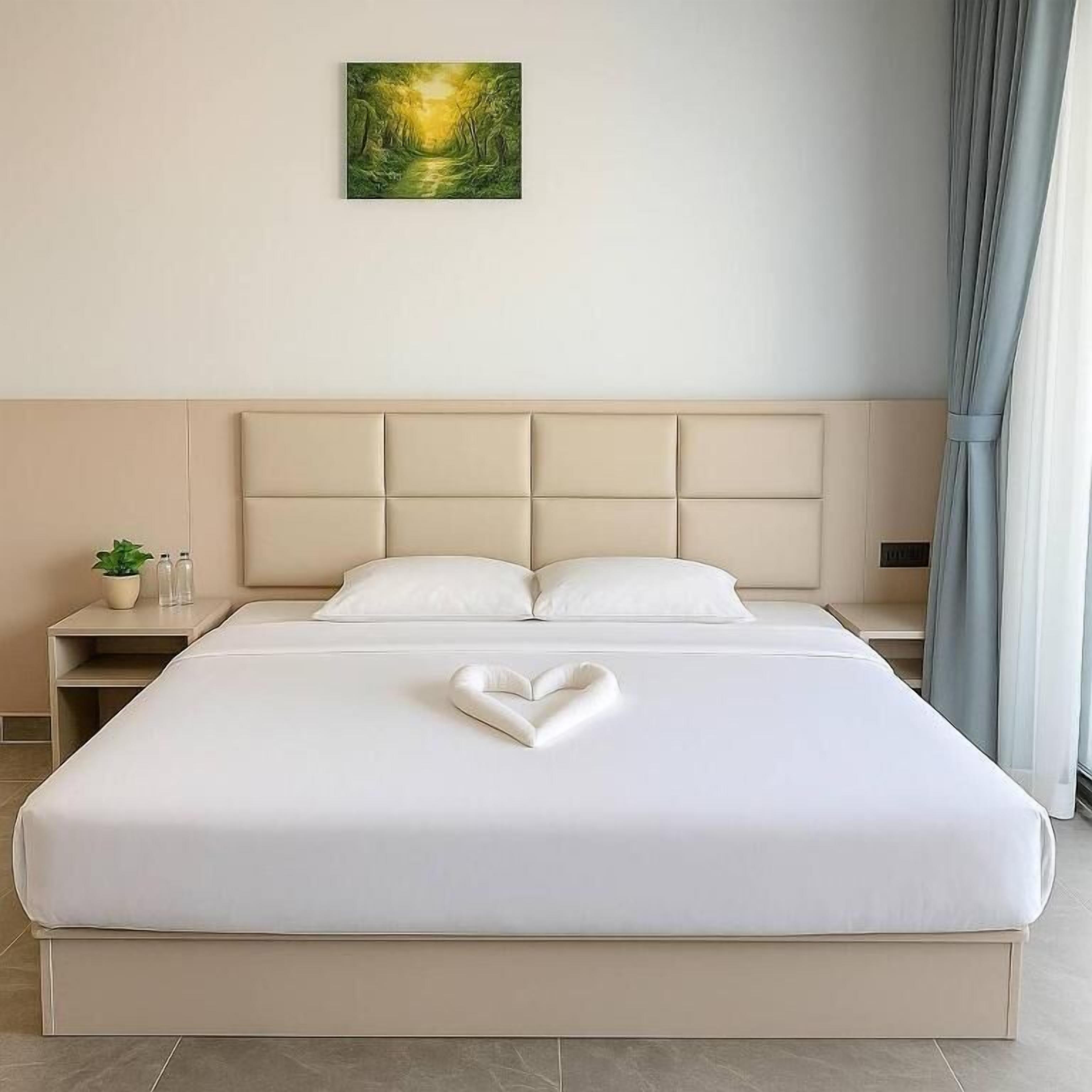 Deluxe Double Room, Balcony, Garden View | Desk, free WiFi