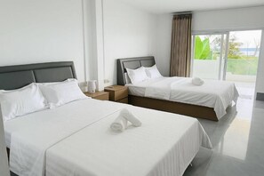 Superior-Zweibettzimmer, Balkon, Bergblick