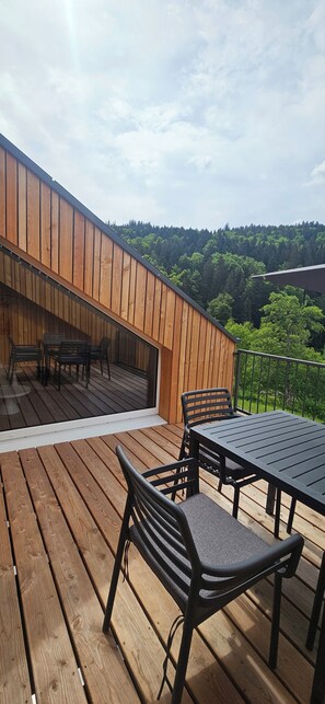 Outdoor dining - Moonlight Soul (Triberg) - Loggia and sauna (Triberg im Schwarzwald)