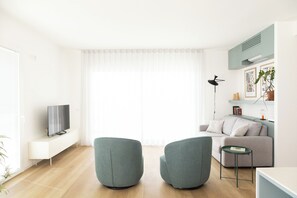 TV connectée, table de tennis de table