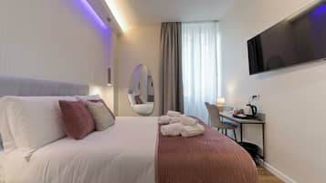 Standard Double Room, Private Bathroom, Courtyard View