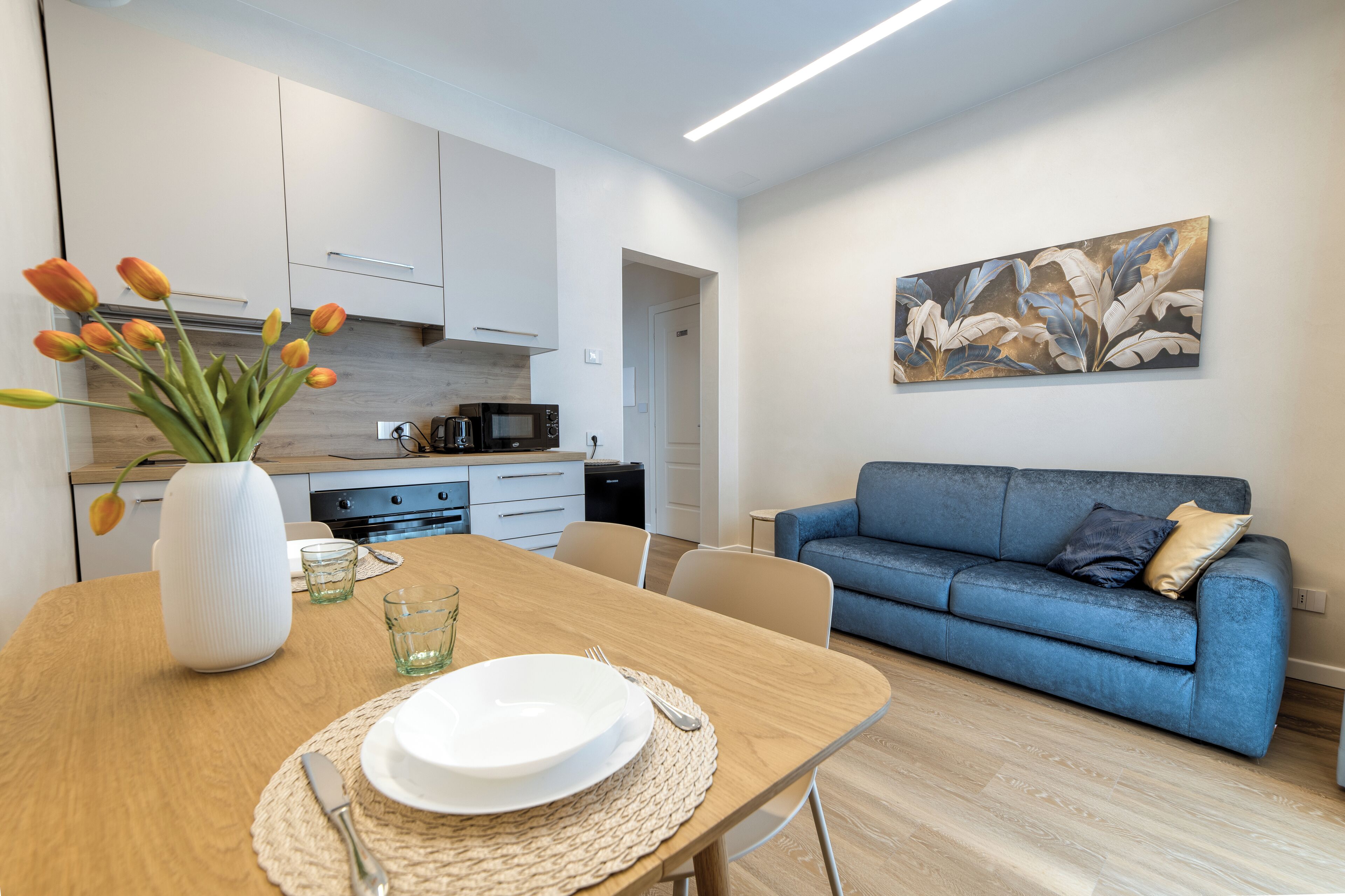 Habitación exclusiva, balcón, vista a la ciudad | Interior