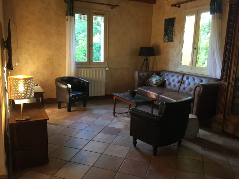 Une Maison Spacieuse Au Coeur Des Sites Incontournables De La Vézére. - Montignac