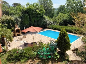 Pool - A spacious house in the heart of the Vézére region. (Thonac)
