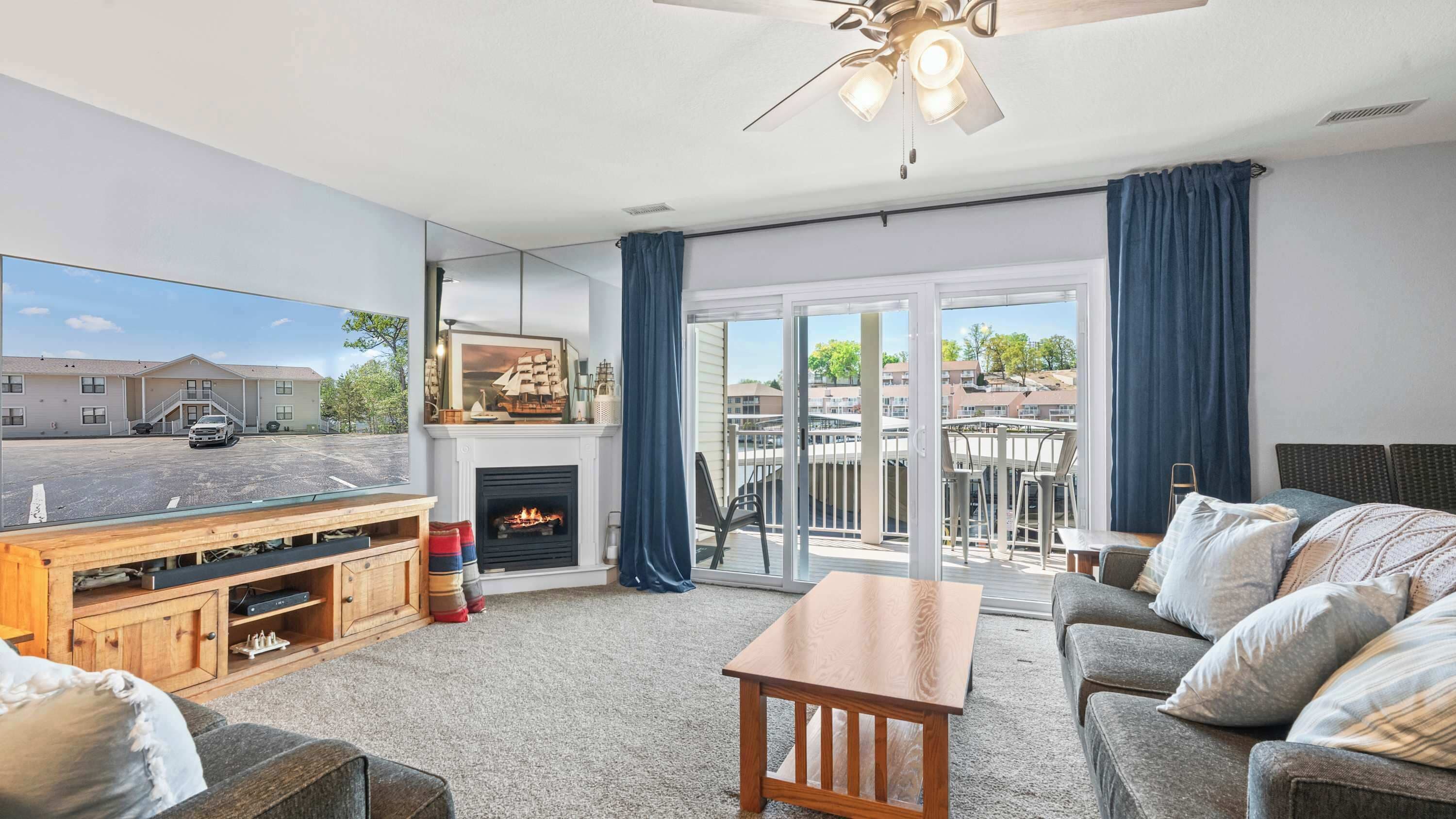Condo, Multiple Beds, Balcony (Lake Mode) | Living area