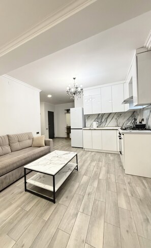 Living room - Cozy Central Yerevan Apartment 10-minutes Walk From Republic Square (Yerevan)