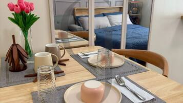 1 bedroom, WiFi, bed sheets