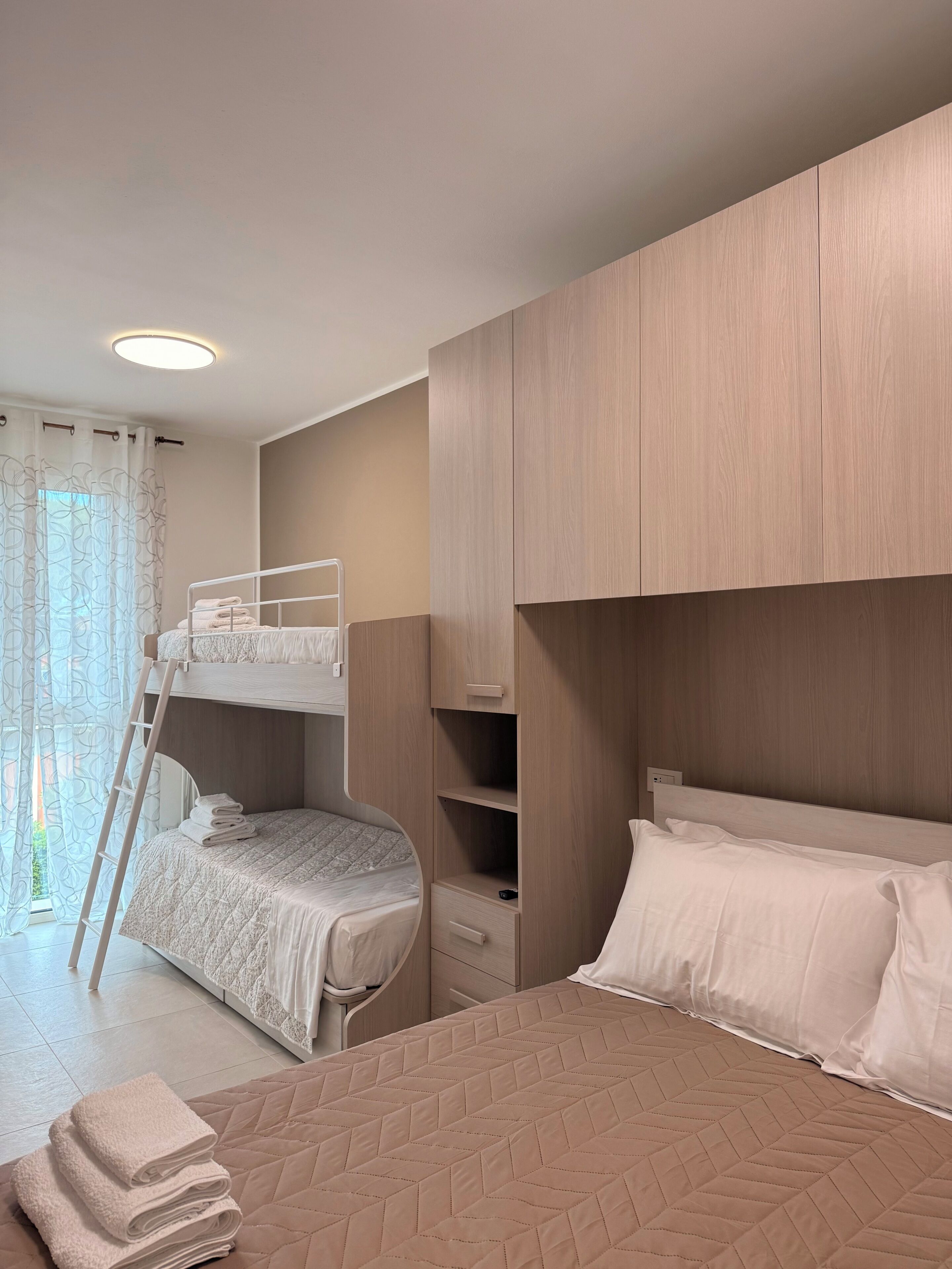 Family Condo | Free WiFi