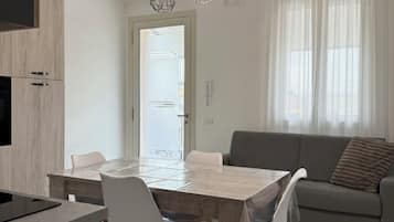 Family Condo | Private kitchen | Full-size fridge, oven, stovetop, dishwasher
