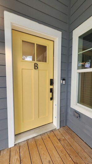 Exterior detail - Game-Day Hideaway! Stylish 2BR Near Mercedes-Benz (Atlanta)