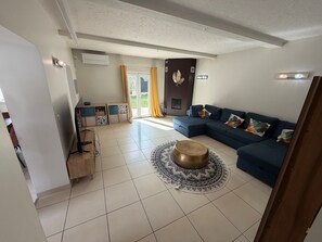 Living area - Villa in Grasse with swimming pool (Grasse)