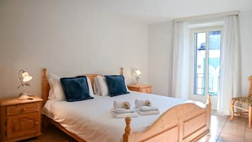 3 bedrooms