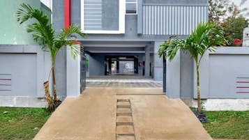 House | Reception