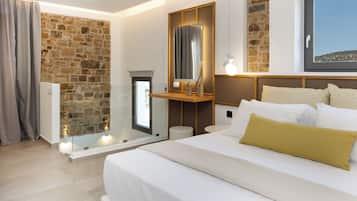 Signature Duplex, Sea View | Premium bedding, in-room safe, iron/ironing board, free WiFi
