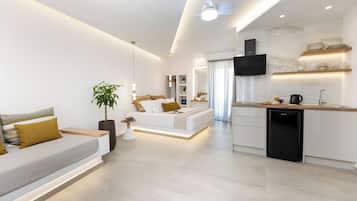 Studio Suite Eksekutif, pemandangan laut | Area keluarga | Smart TV
