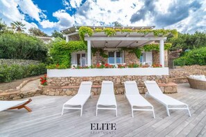 Terrace/patio - ELITE COLLECTION- PRESTIGIOUS VILLA IN PORTO CERVO - VILLA ELCAN (Porto Cervo)